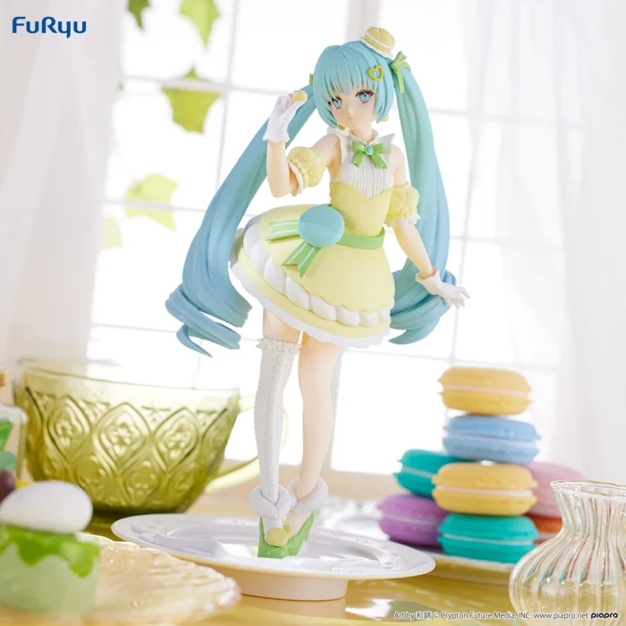Hatsune Miku (SweetSweets/Macaroon Citron Color ver.) Furyu